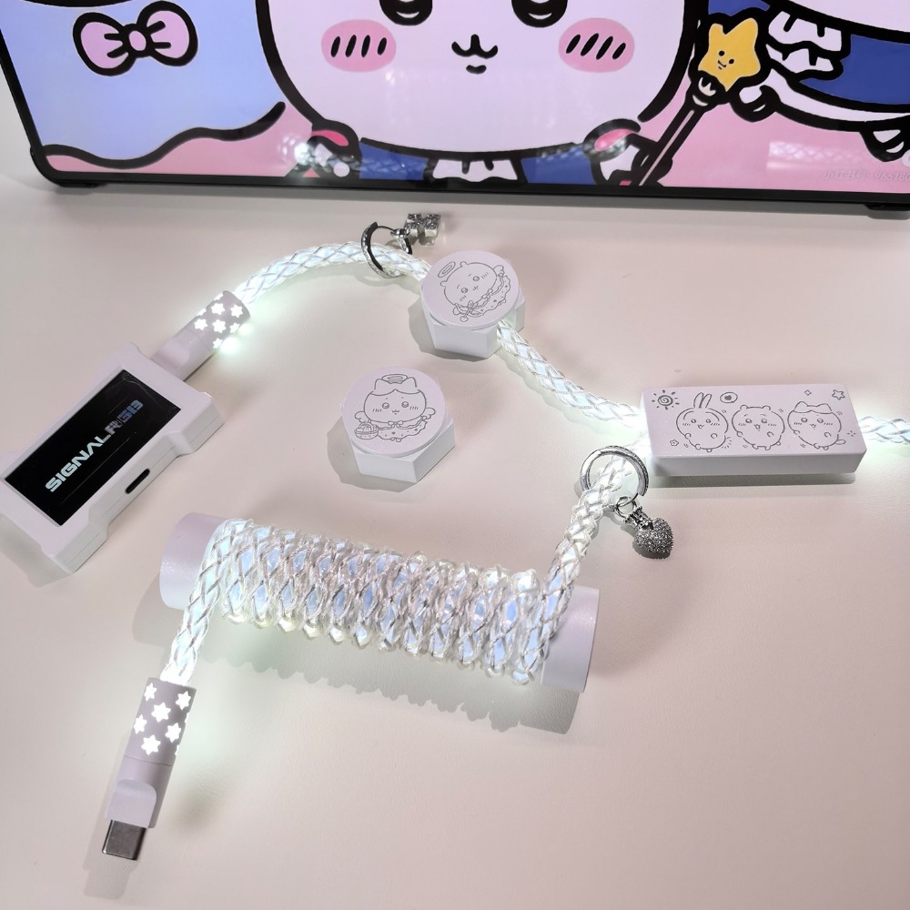 UNKNOWN ERROR D40 Cool White L - đánh giá và giá Gaming Accessories White